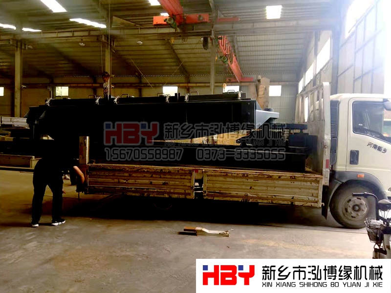 焦作煤炭平面回转筛准备发货 请严经理注意查收